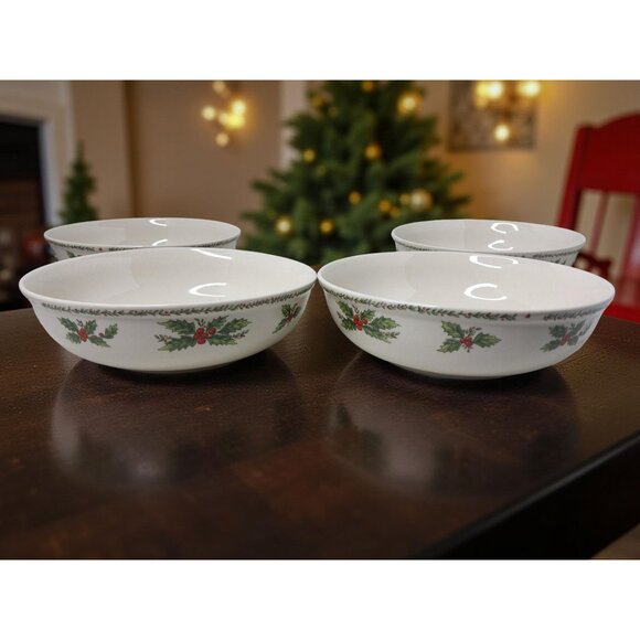 Vintage Set of 4 Ciera Fine Dinnerware Christmas Holly Berries Cereal Soup Bowls - Picture 2 of 10